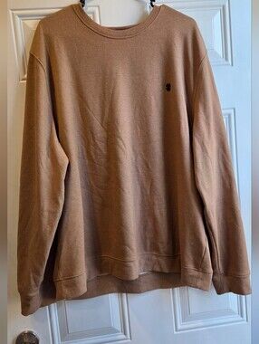 Men's Izod Crewneck Sweater in Brown - Classic Lightweight Pullover